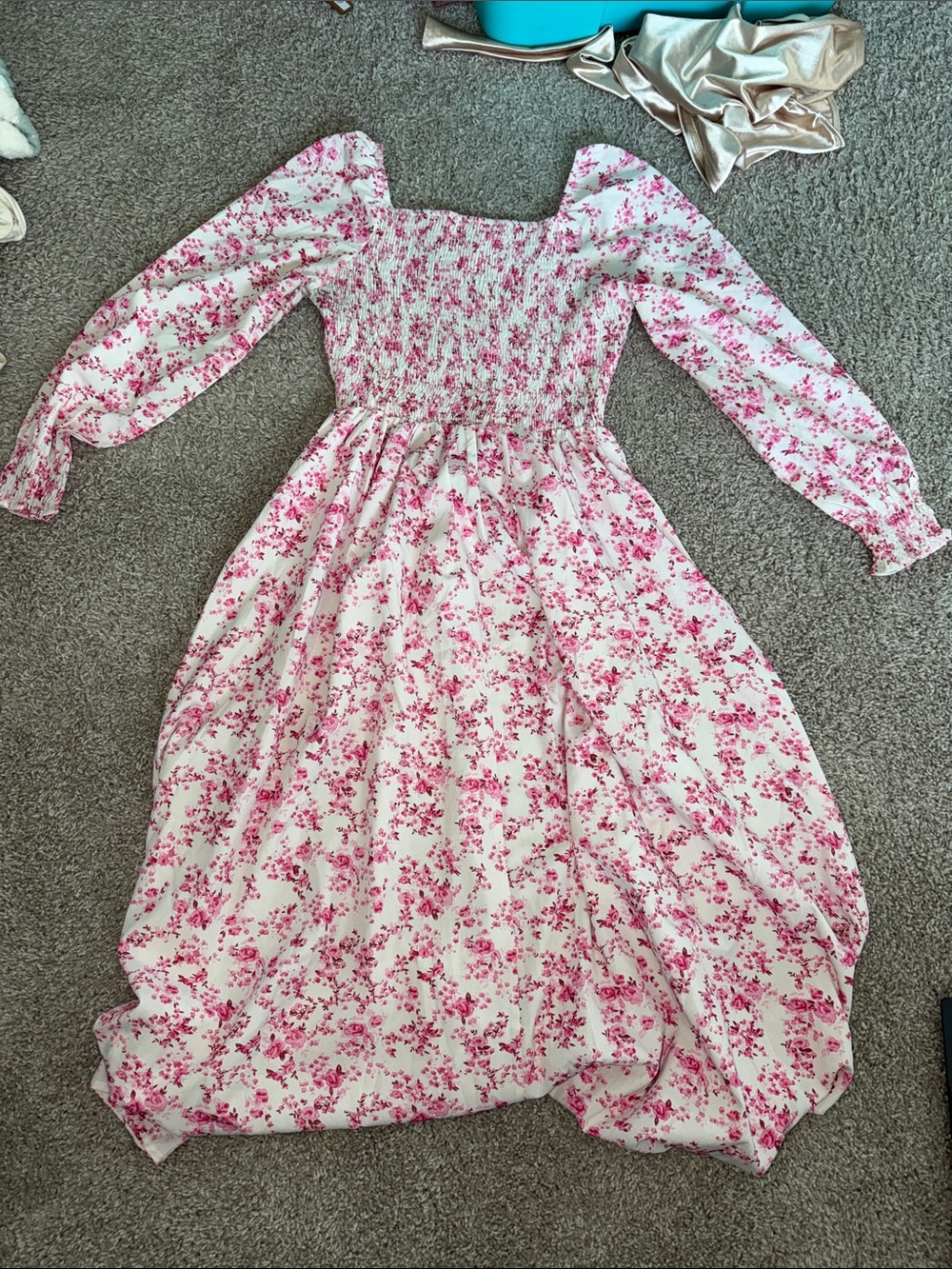 Girls Pink Floral Smocked Long-Sleeve Dress